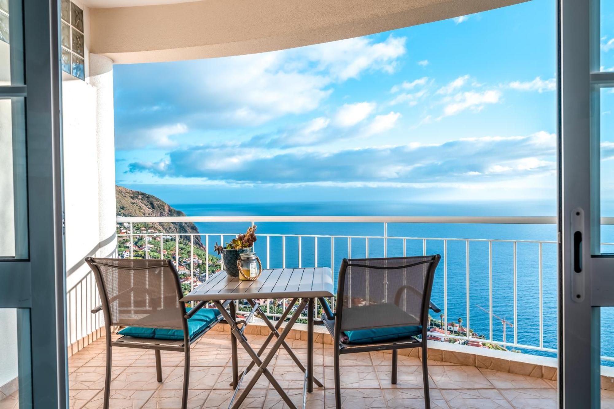 Casa Serena Apartments Arco da Calheta  Dış mekan fotoğraf